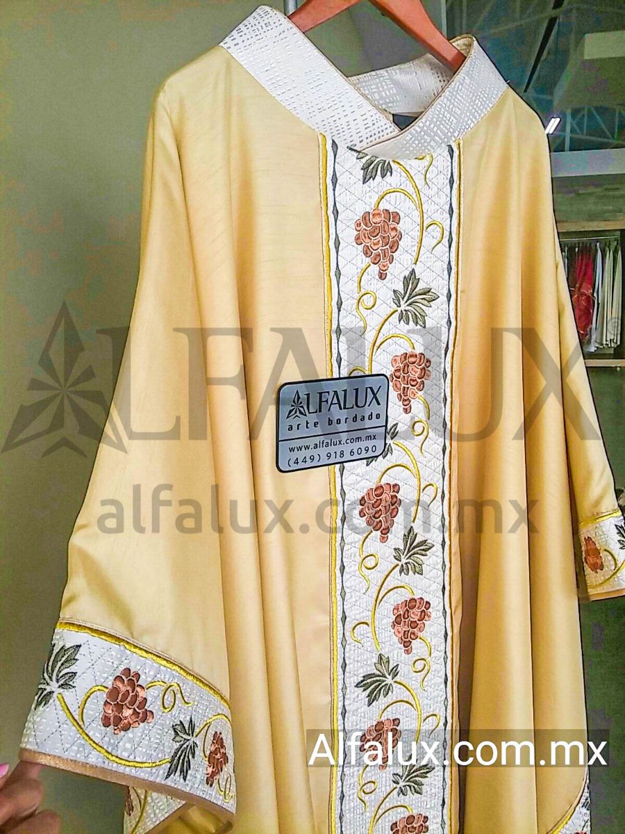 03 UVAS TIERRA Bronce Brocado Dorado Shangtung